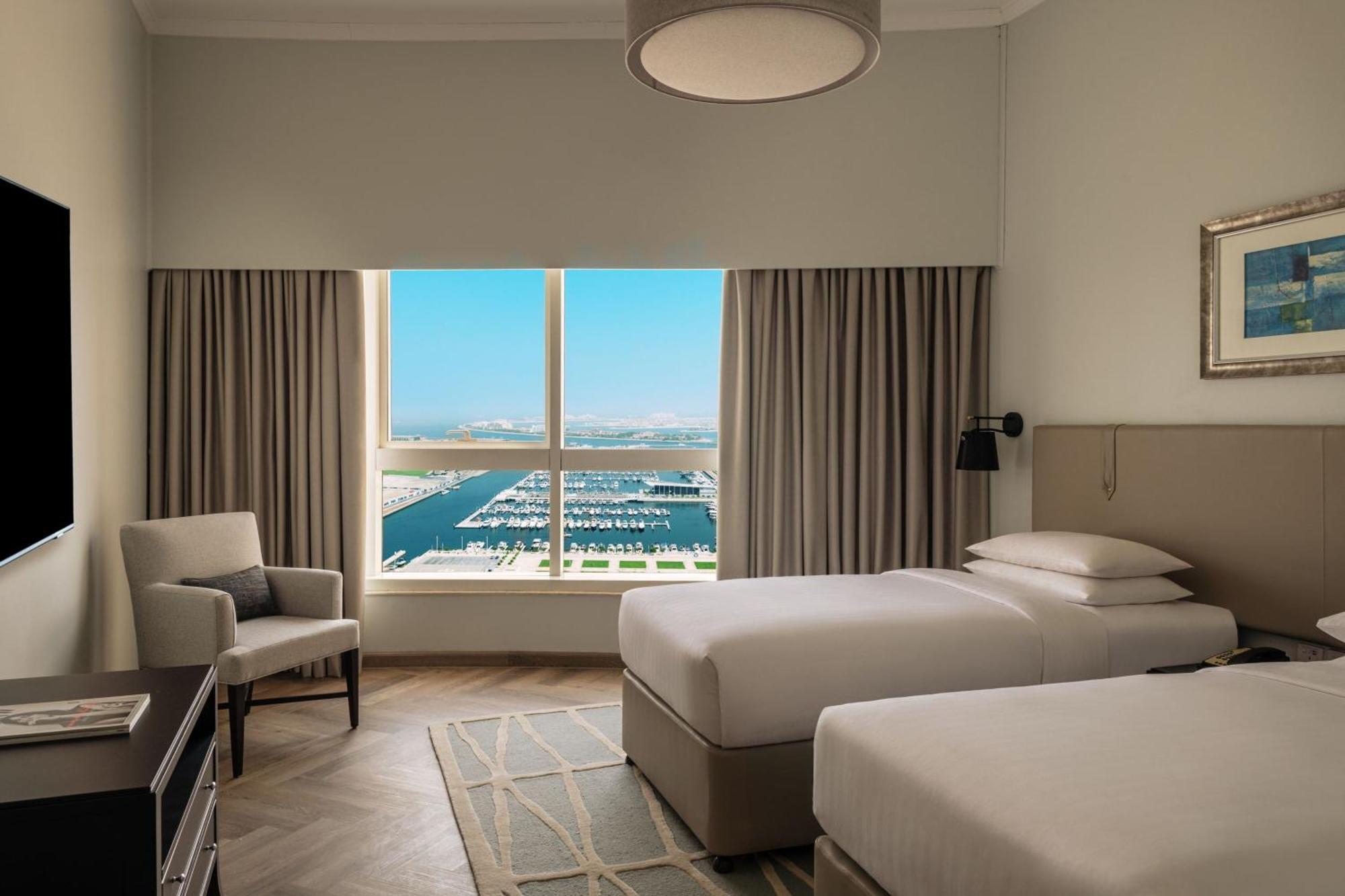 Dubai Marriott Harbour Hotel And Suites Bagian luar foto